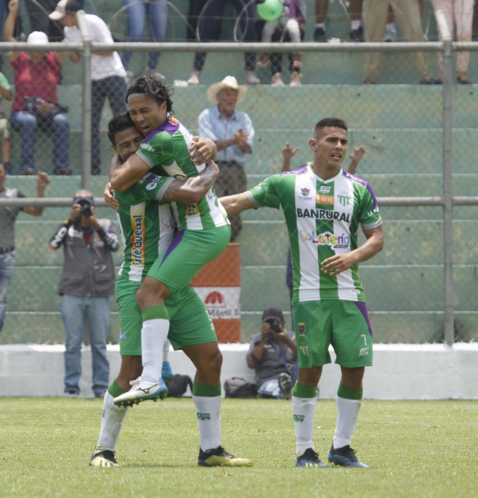 Campeón Antigua retoma liderato del fútbol de Guatemala Crónica