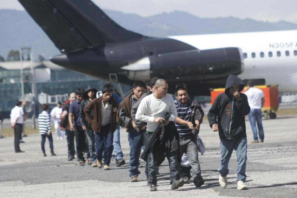 Guatemaltecos Deportados Desde EE. UU. Alcanzan Cifra Récord En 2019 ...