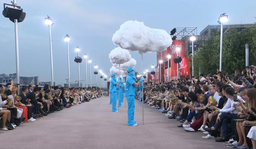Louis Vuitton y el regreso a las pasarelas reales en Shanghai