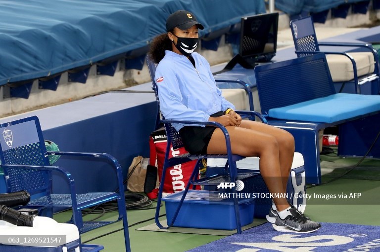 Tenista Naomi Osaka se retira de la final del torneo de Cincinnati por lesión