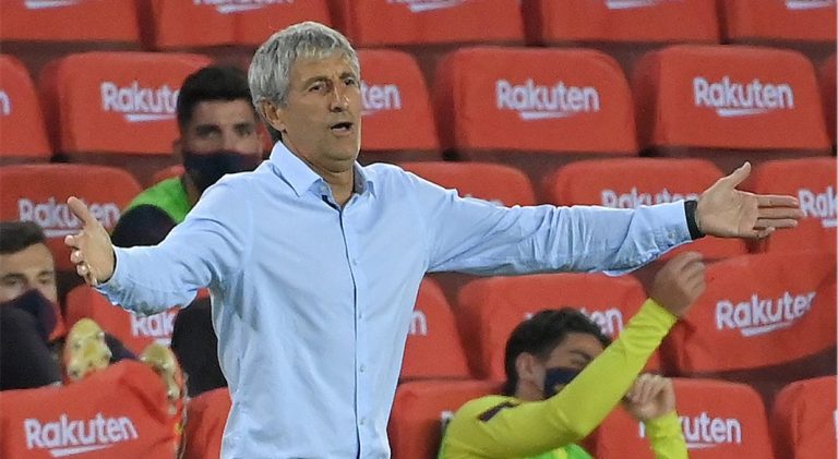 El FC Barcelona despide a su entrenador Quique Setién