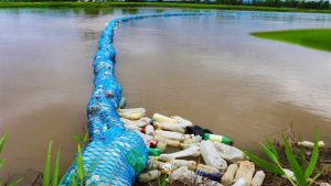 El pasado fin de semana se dio a conocer que autoridades hondureñas hicieron un llamado al Gobierno de Guatemala para que asuma la responsabilidad de evitar que el mar Caribe sea contaminado con la basura que arrastra el rio Motagua.