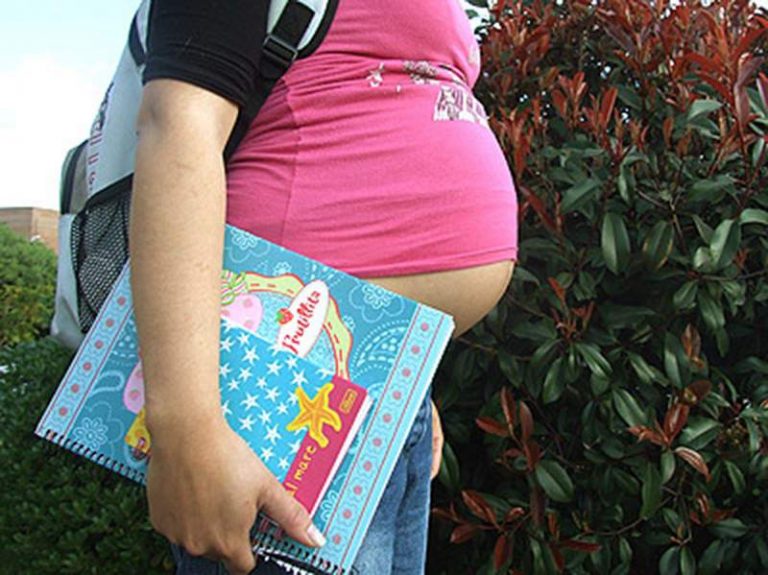 Casi 78.000 niñas y adolescentes embarazadas en Guatemala en 2020