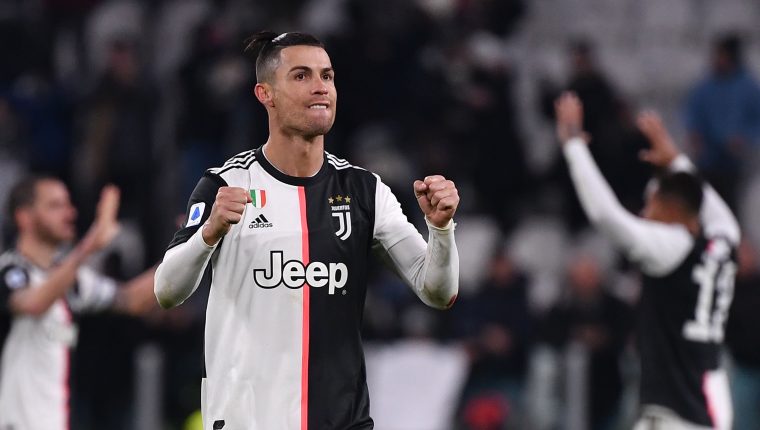 Derbi milanés con 'Ibra', la Juventus sin Ronaldo