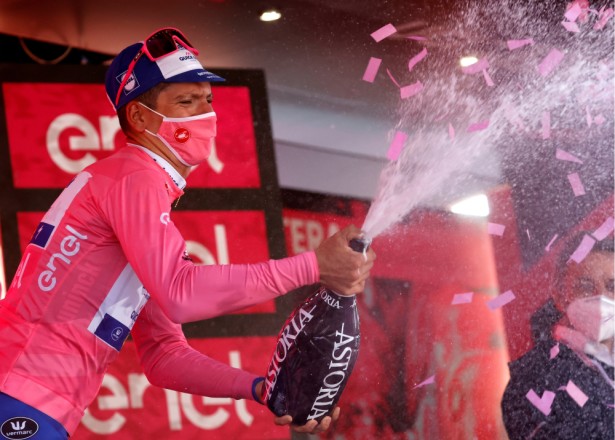 Tercera victoria de Démare en el Giro y Almeida sigue líder