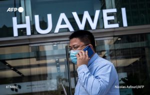 Huawei vende su marca Honor, agobiado por las sanciones de EE. UU.
