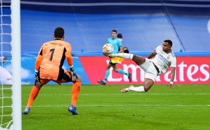 El Real Madrid y el Osasuna empatan sin goles en el Santiago Bernabéu ...