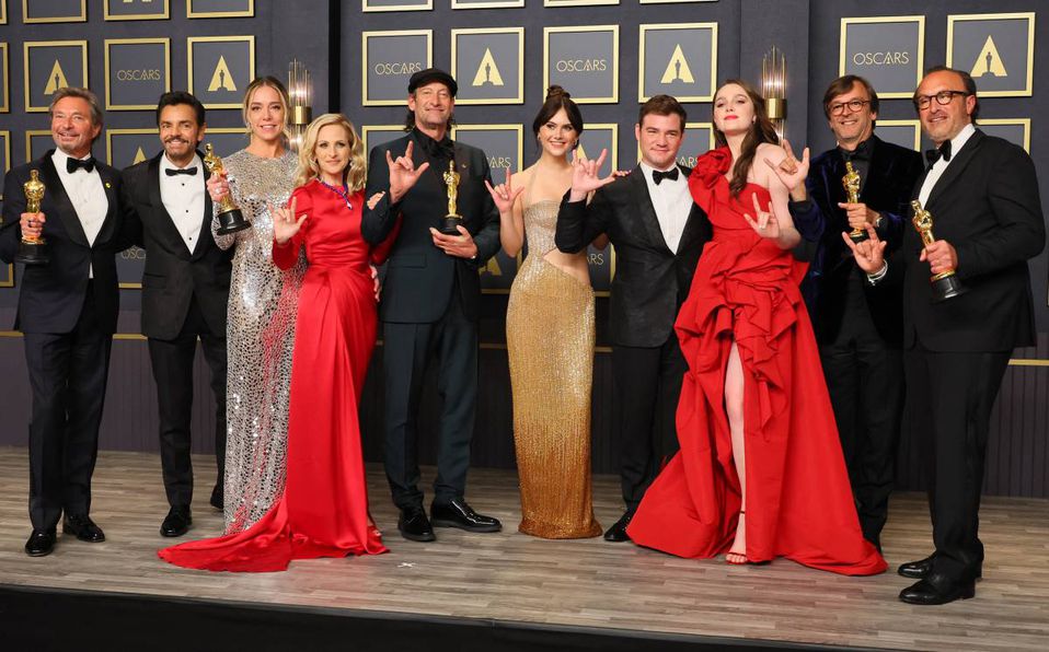 CODA hace historia como Mejor Película en los Oscar; Eugenio Derbez