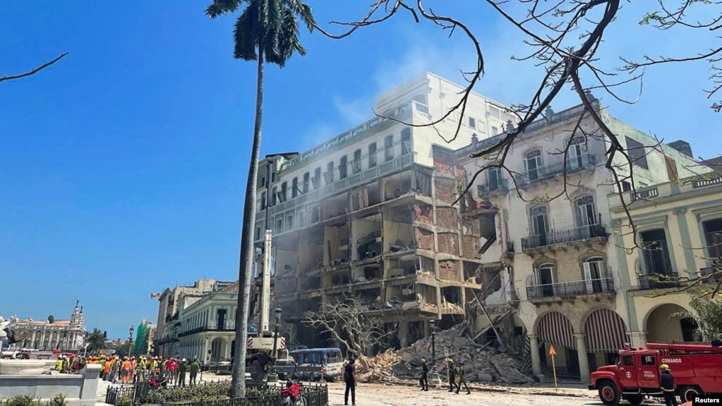 Explosión en famoso hotel de La Habana deja al menos 18 muertos y 74 ...