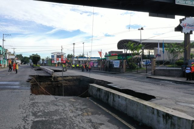 Contra el tiempo, intentan rescate de madre e hija en el nuevo ...