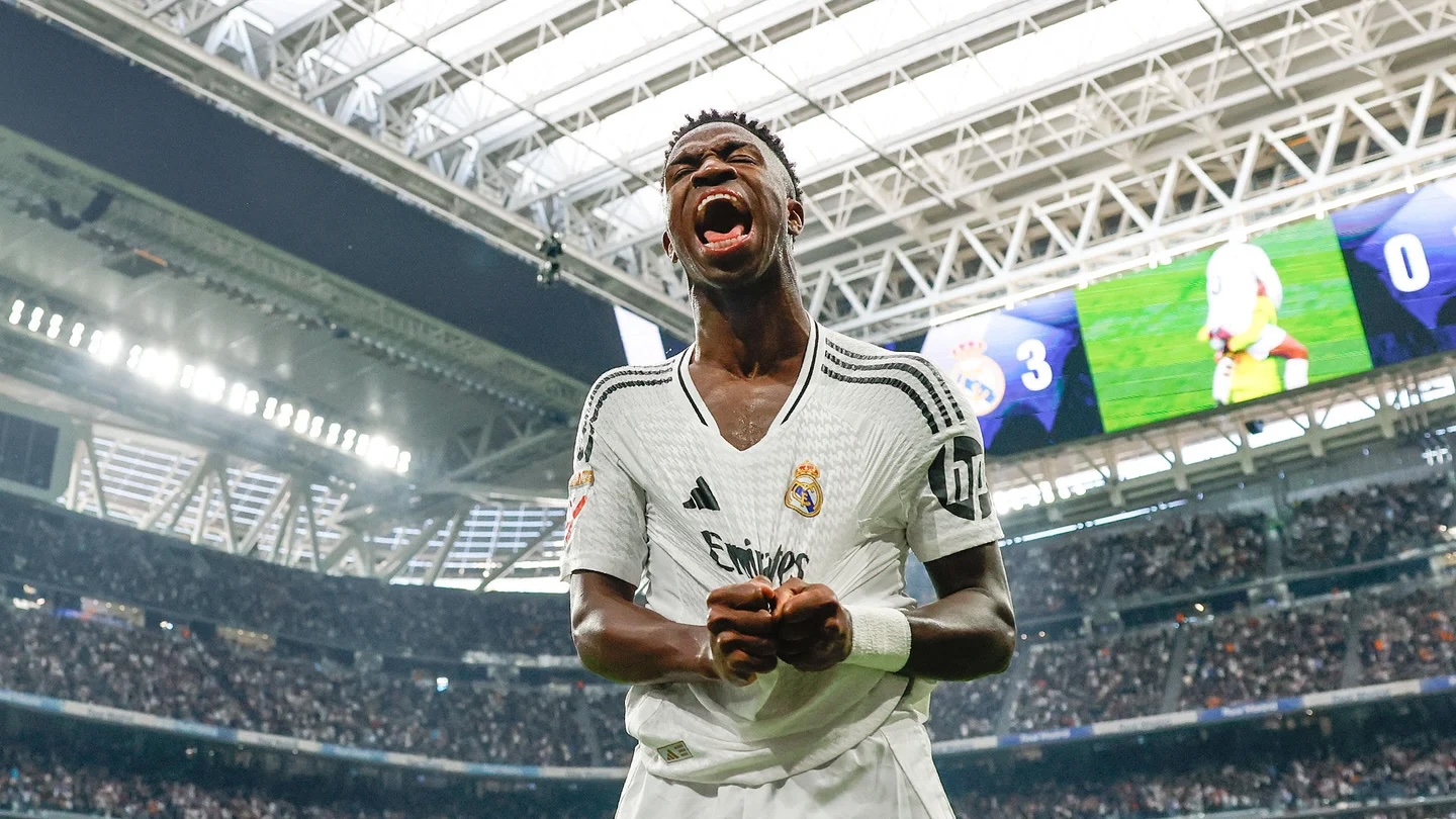 Real Madrid resucita, gusta y golea al Osasuna con hat trick de Vini Jr.
